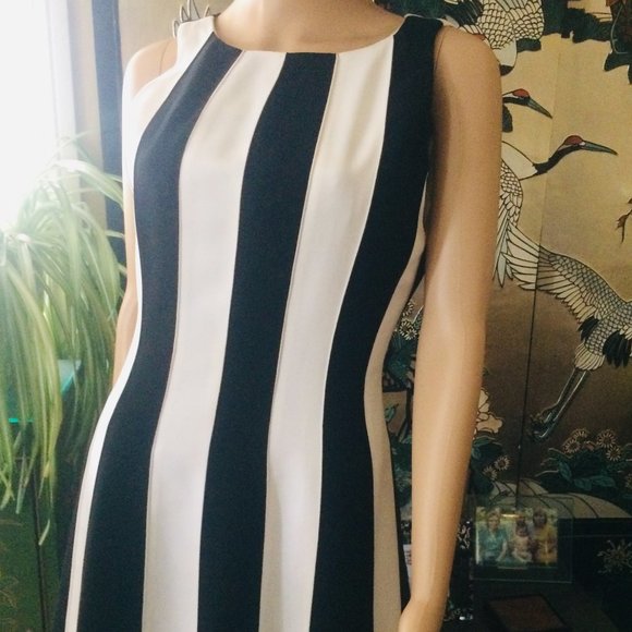 Anne Klein Black&White Dress, Sz 4, FREE SHIPPING - Picture 5 of 7